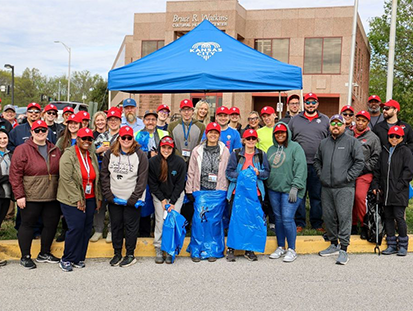 cleanup volunteers group photo